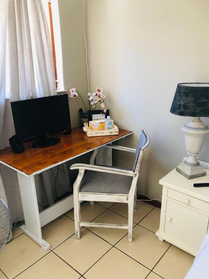 Cozy Guest Suite With Private Access Roodepoort Exteriér fotografie